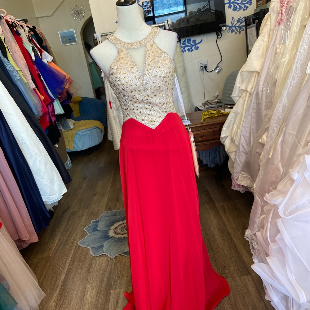 NWT Dancing Queen Prom Dress